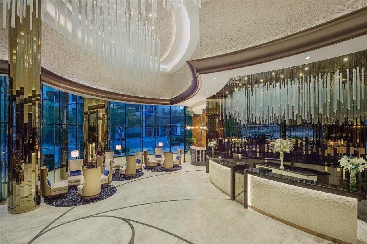 Damac Maison Distinction Dubái Exterior foto Lobby